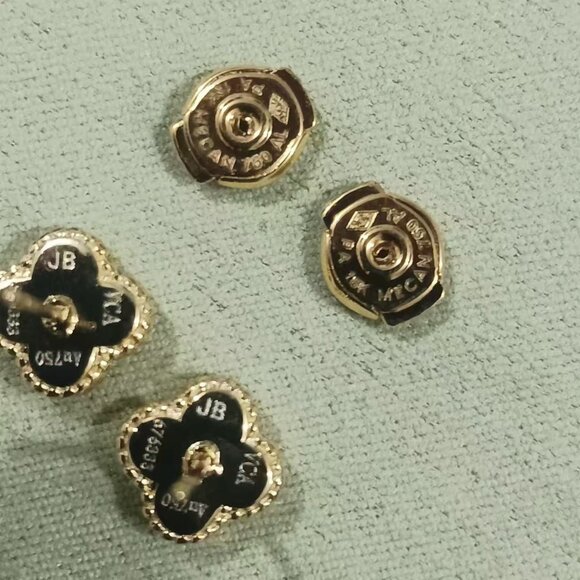 Authentic Van Cleef & Arpels Vintage Alhambra Earrings - Picture 5 of 6